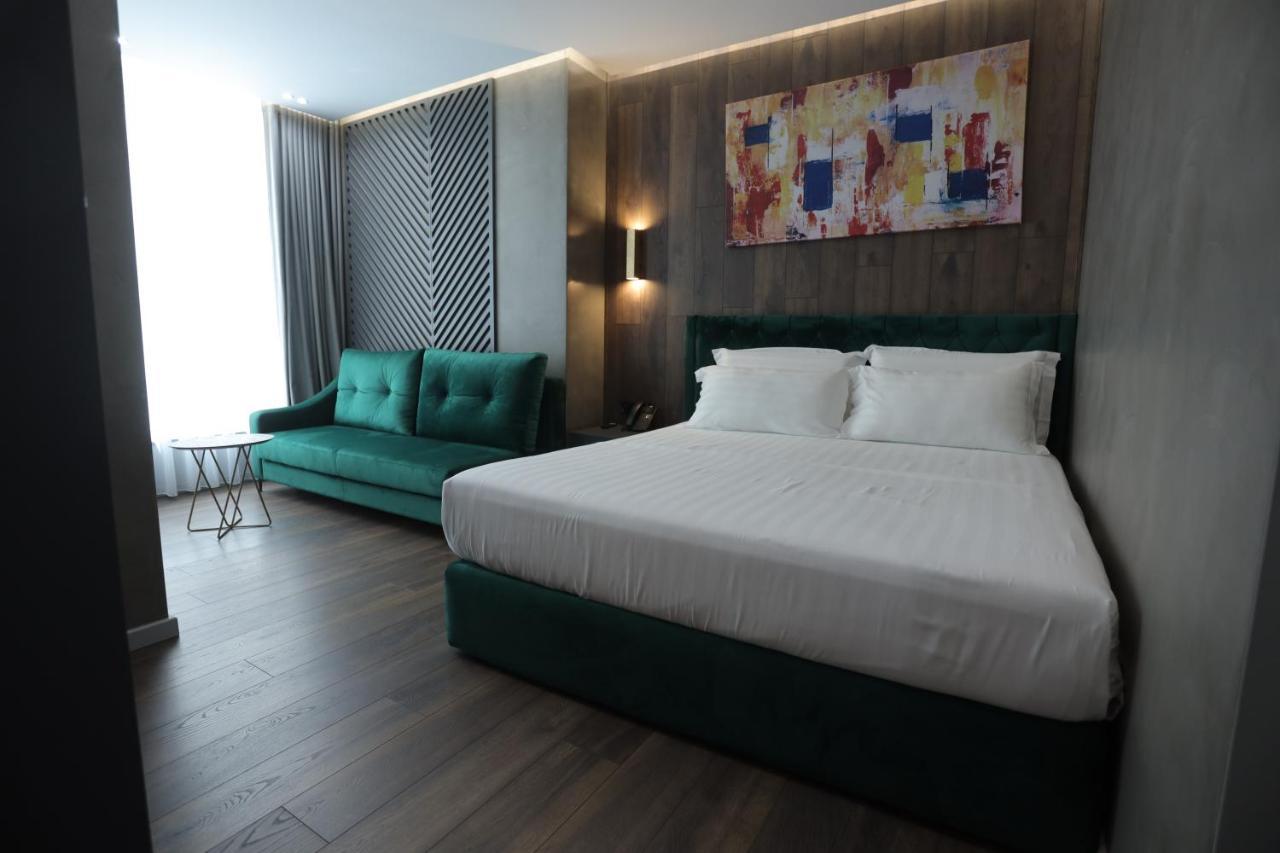Ap Hotel Boutique Vlorë Eksteriør billede
