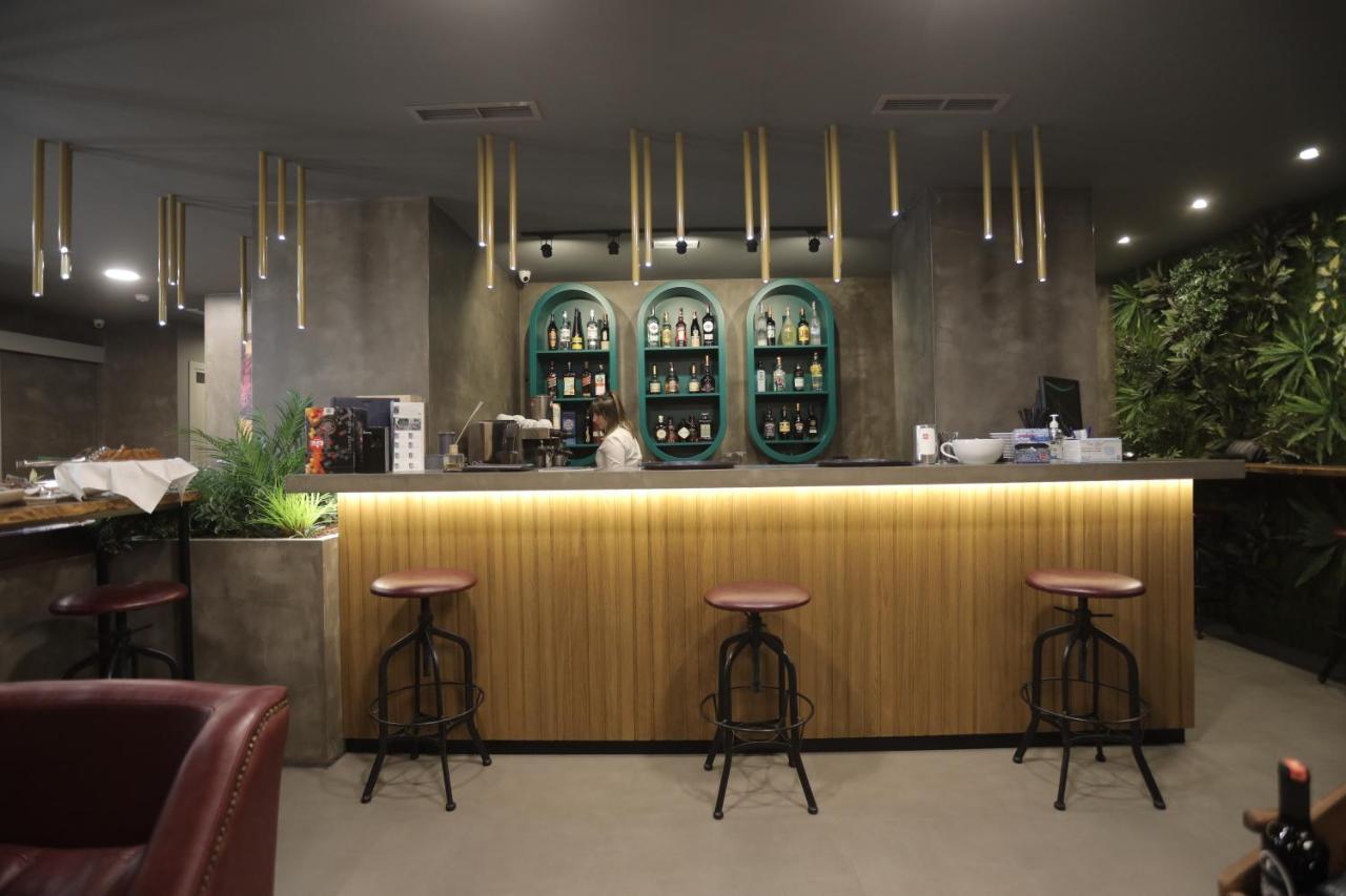 Ap Hotel Boutique Vlorë Eksteriør billede